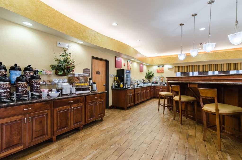 Comfort Suites Salina South Restaurante foto